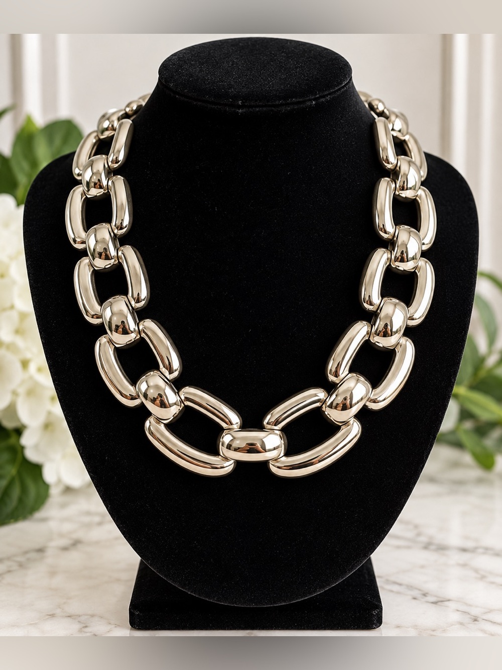 Chunky Silver-Tone Statement Necklace Oversized Sculptural Link Chain 18”